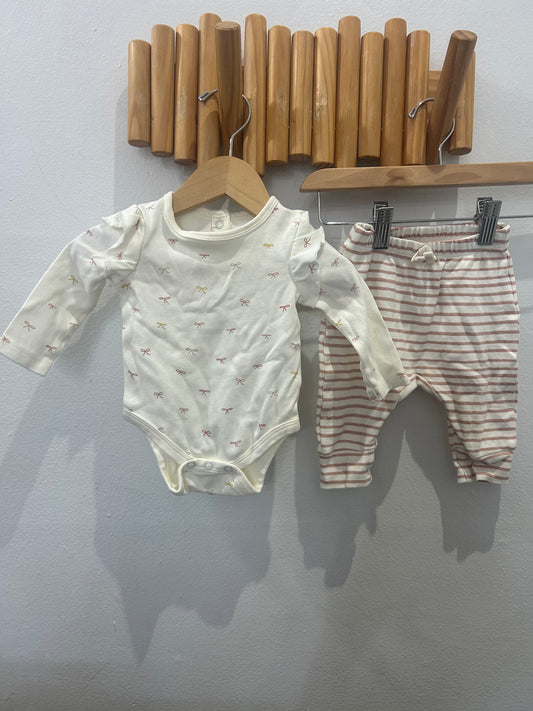 Pehr bows outfit set 0-3m