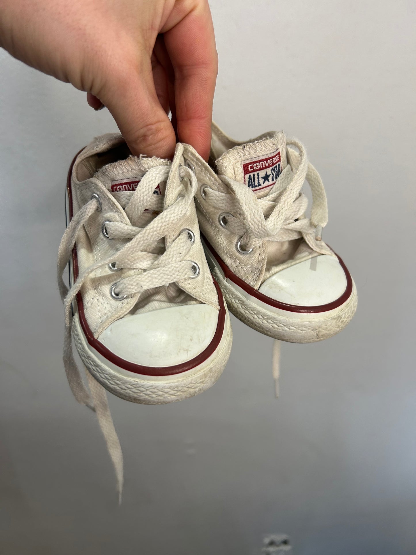 C6 white Converse