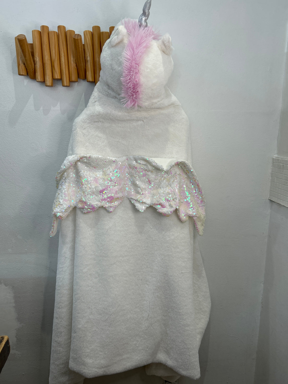 Unicorn cape costume 6-12y