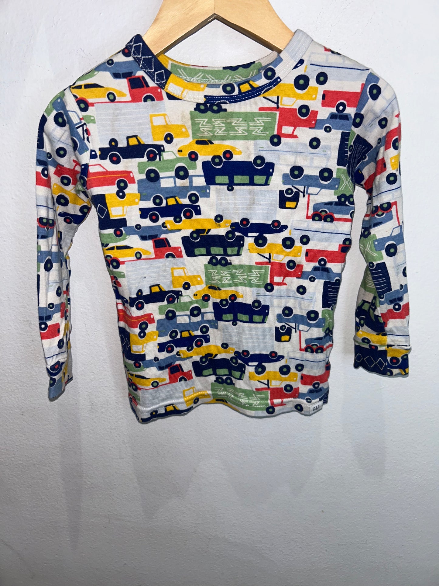 Cars pyjamas 2y