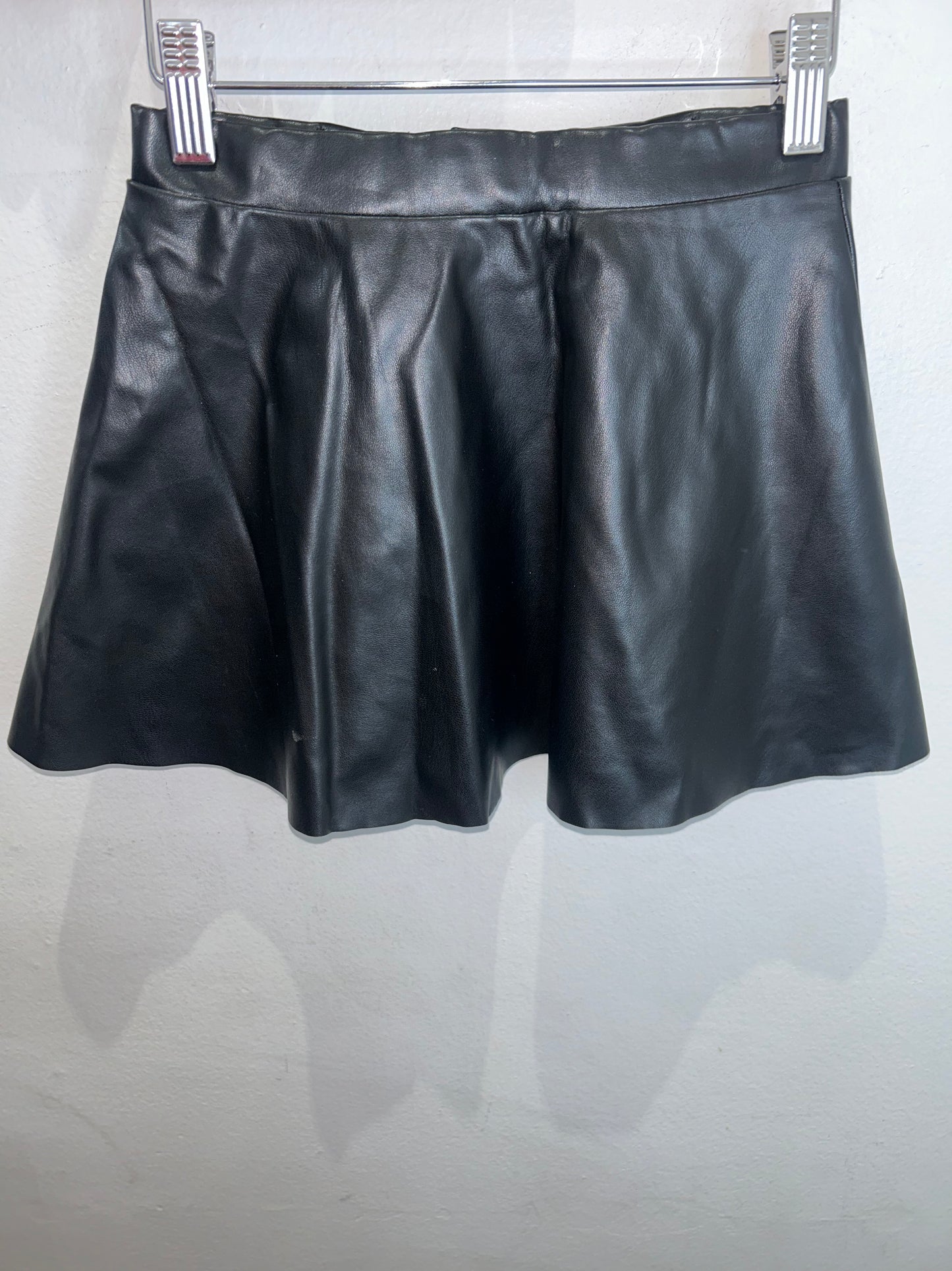 Black faux leather skirt 5-6y
