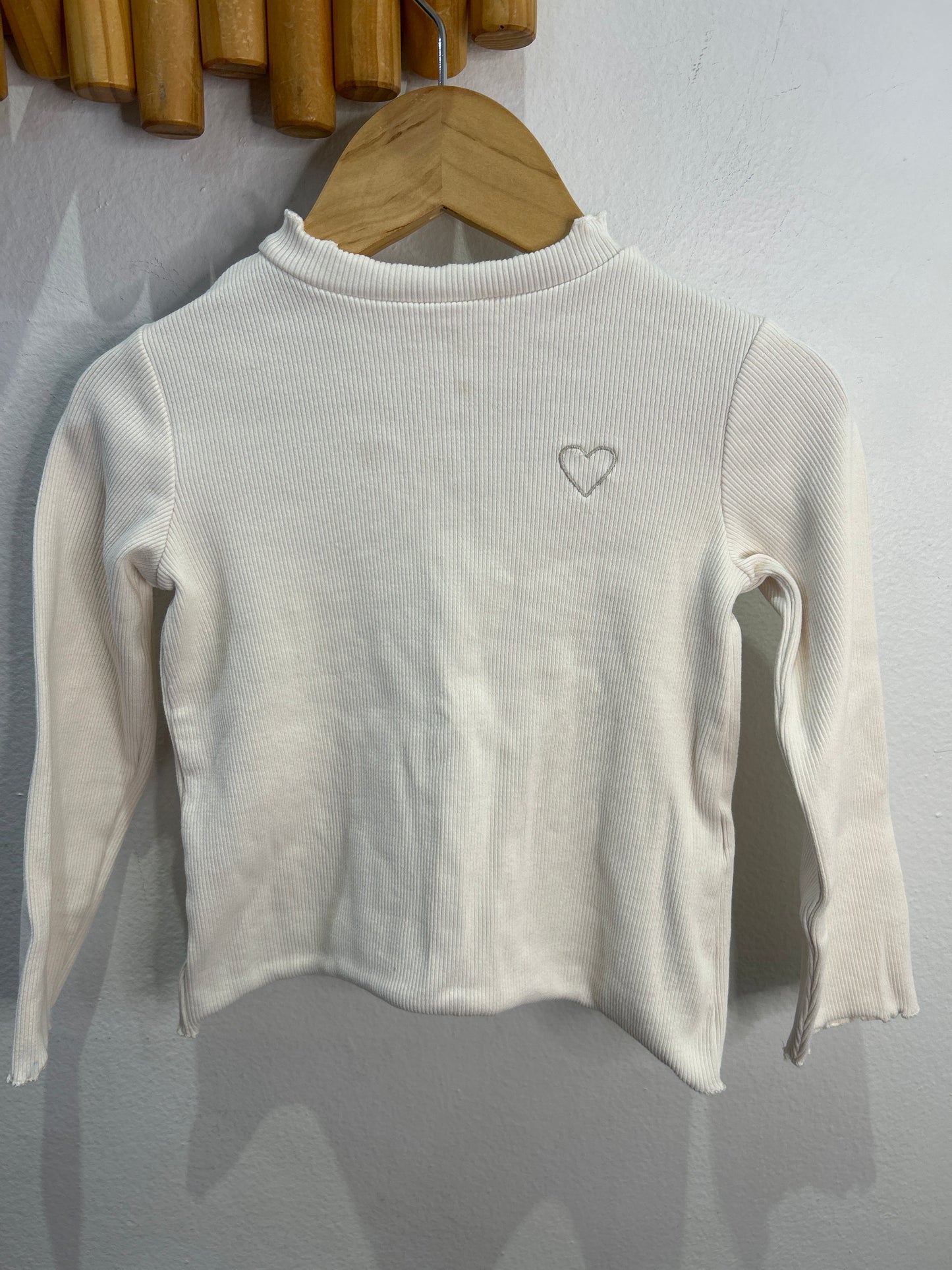 Ribbed longsleeve w frill collar  3y