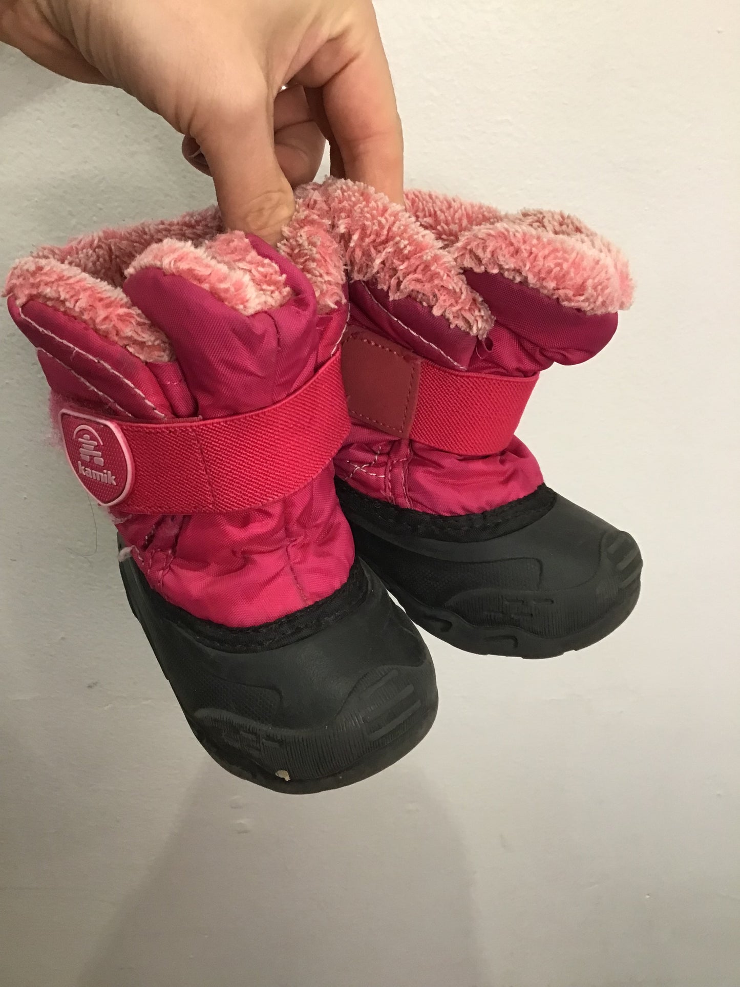 C6 pink Kamik boots