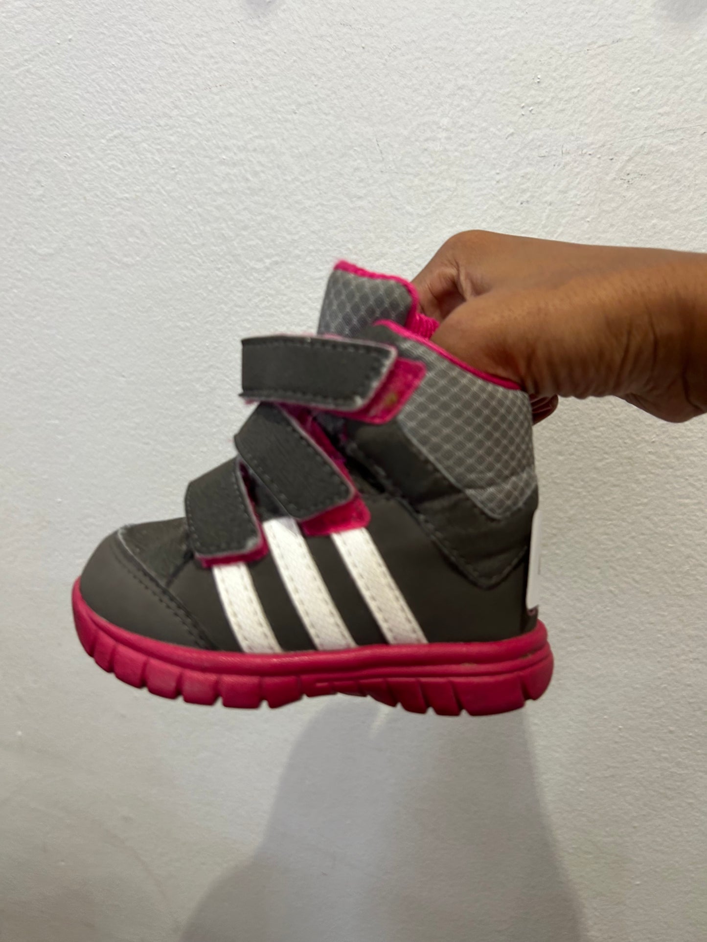 C4 Adids boots