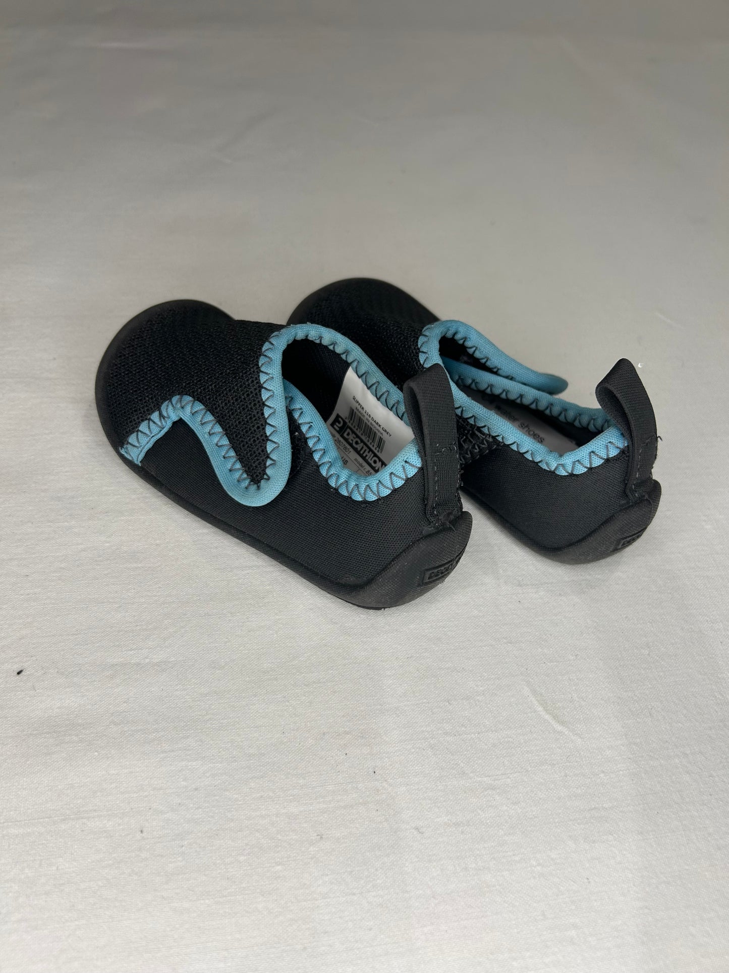 C4 water shoes
