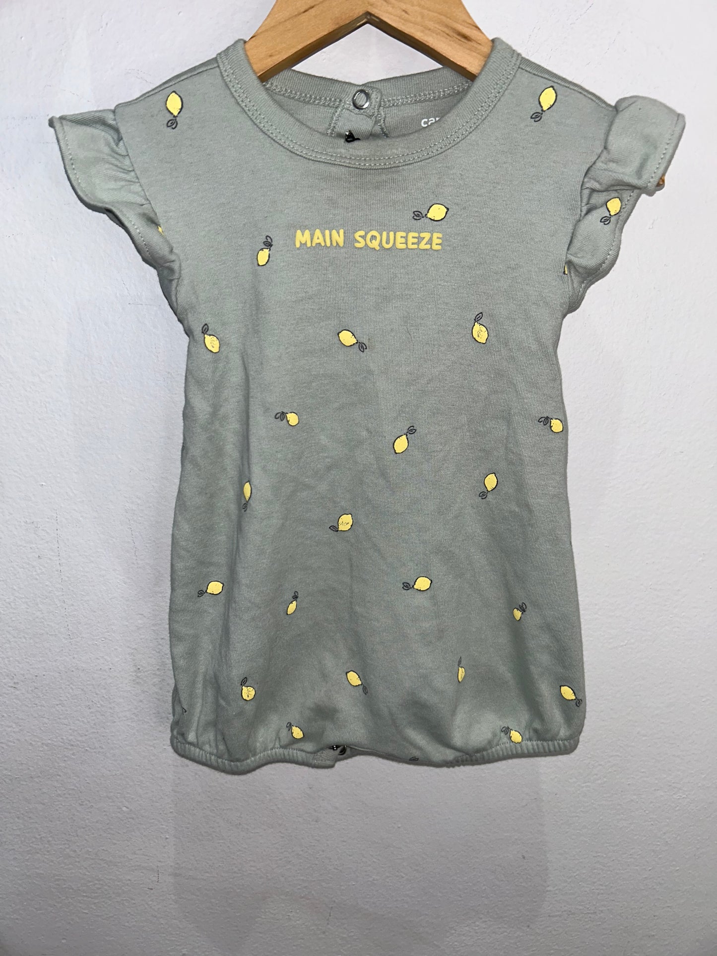 Main squeeze shorty romper 6m