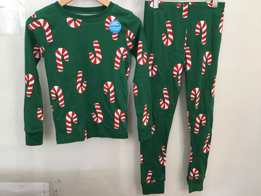 Candy cane green pyjamas 6y NEW