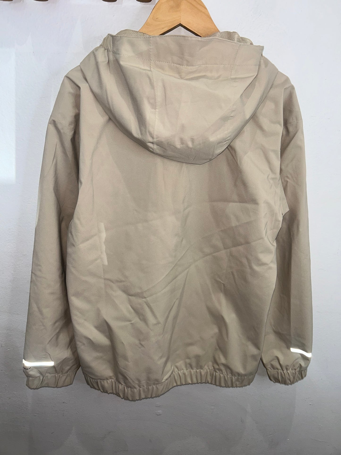 Columbia beige windbreaker rain proof 10-12y