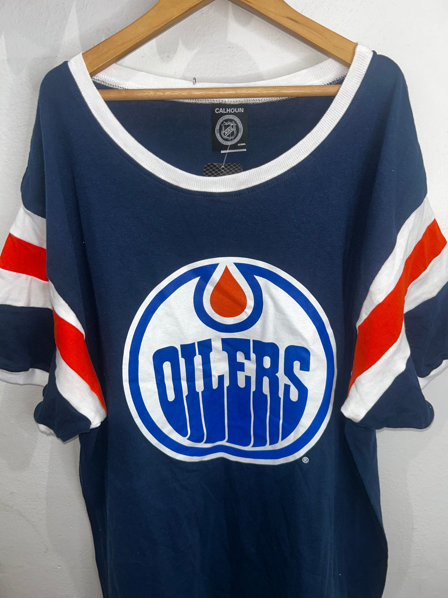 Edmonton Oilers tee- adult Large NEW
