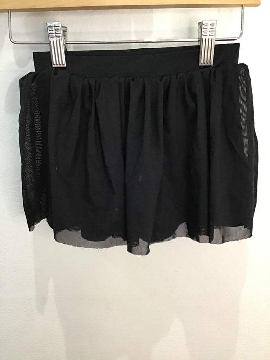 Black dancewear skirt 2y