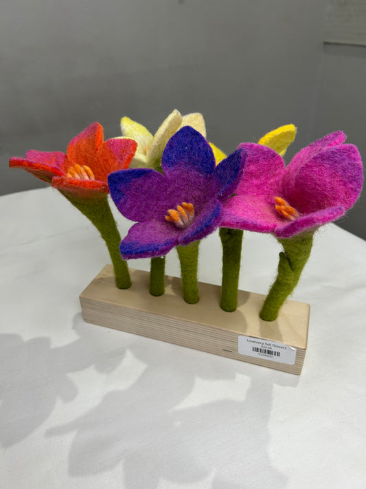 Lovevery felt flowers
