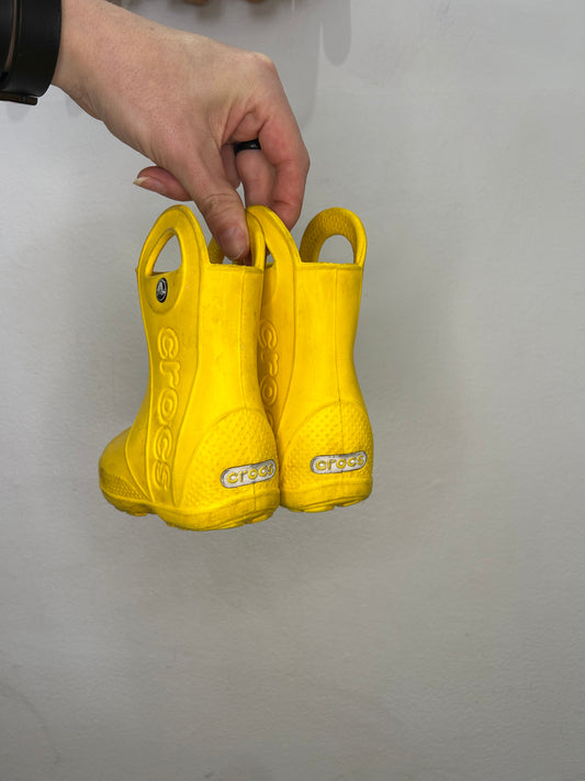 C6 yellow Croc rainboots