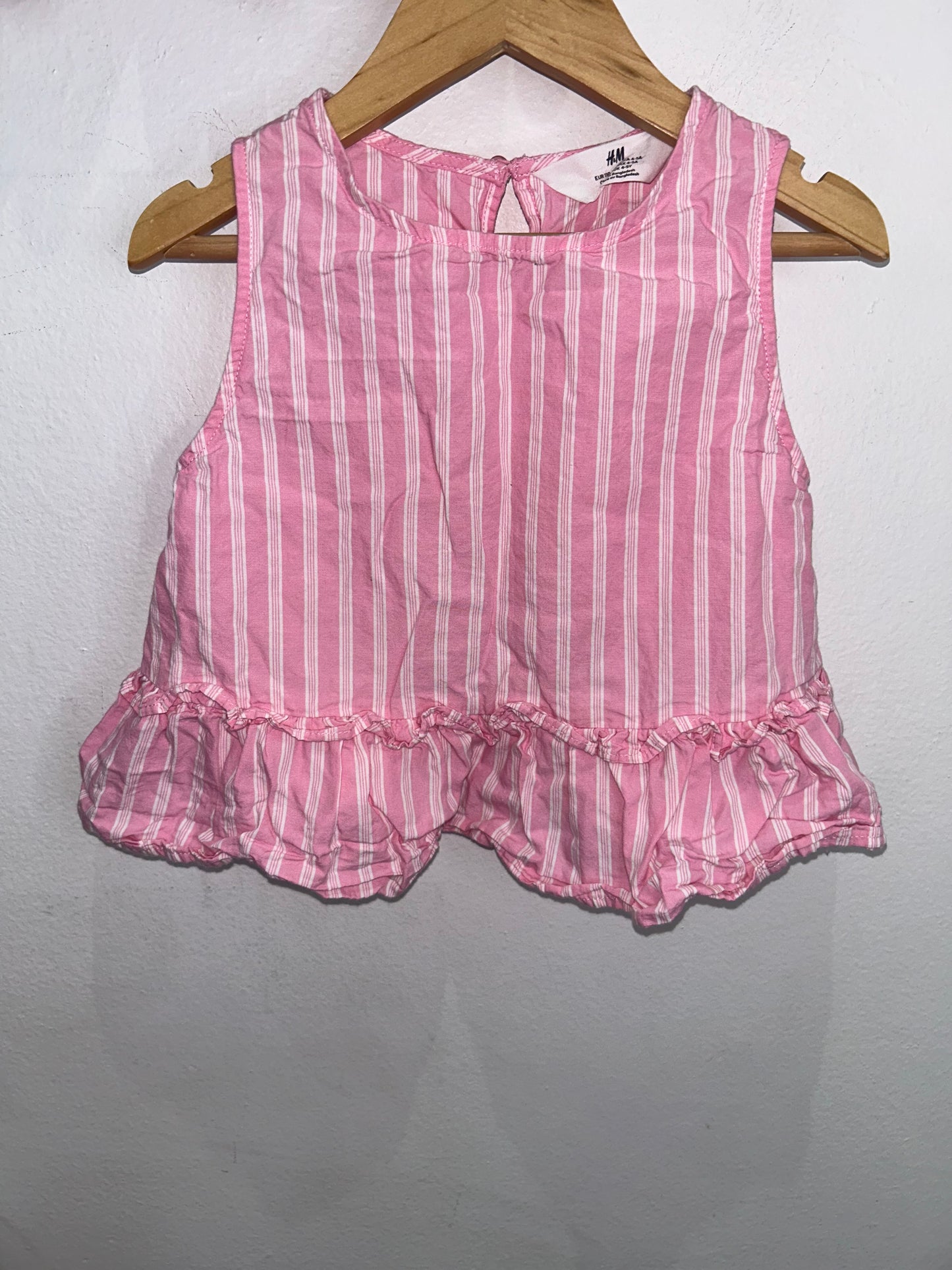 Pink with white stripes shorts set 4-5y