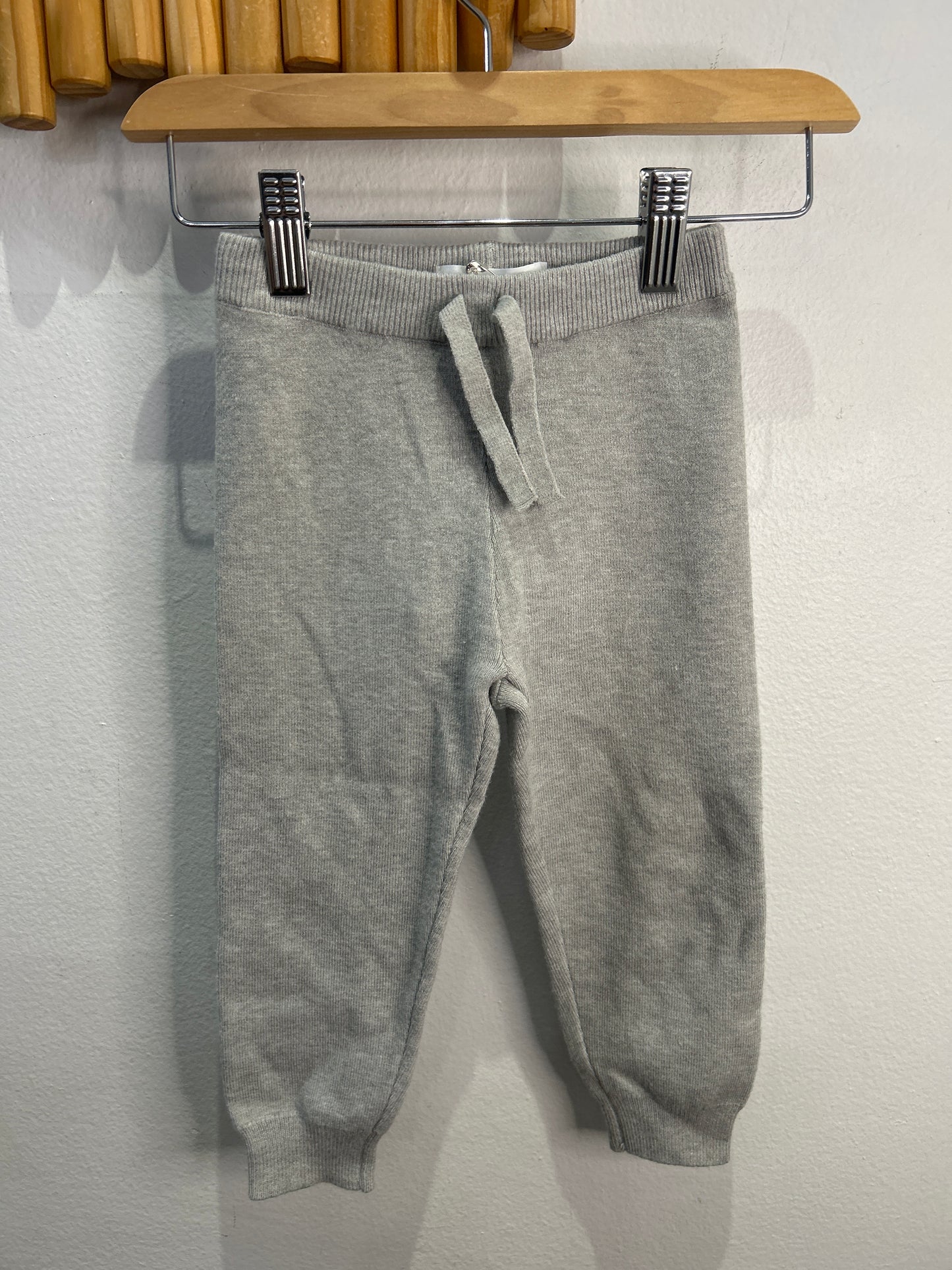 Grey sweater pants 2-3y