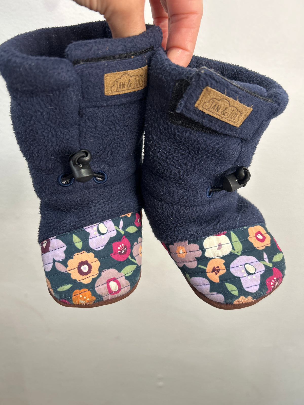 12-18M Jan & Jul booties - size Large