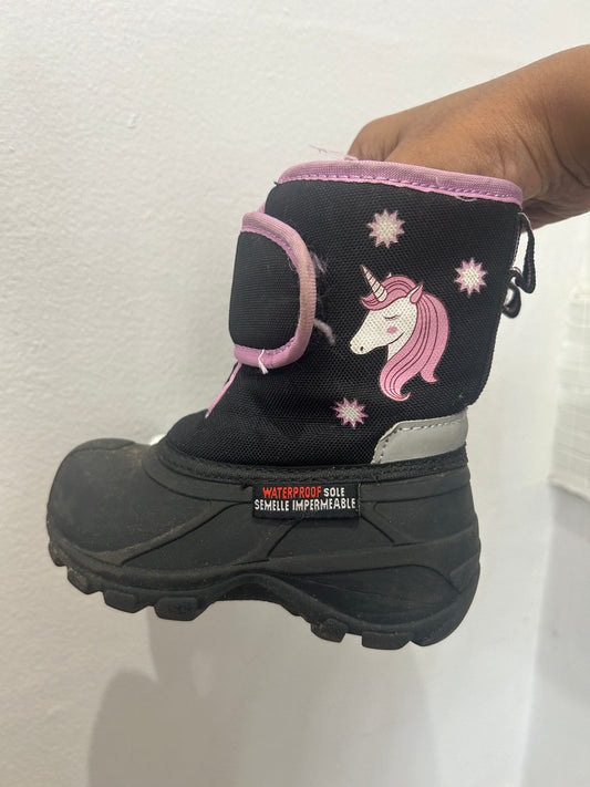 C6 unicorn snowboots