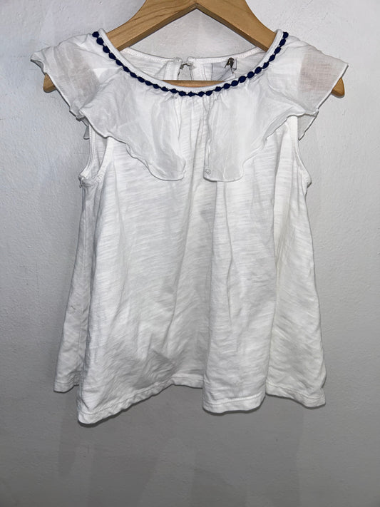 White ruffle sleeveless 4y