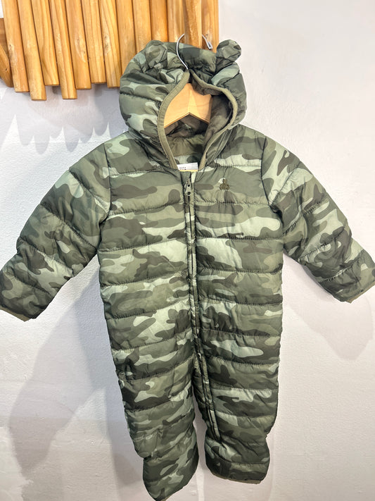 Camo prima loft snowsuit 6-12m