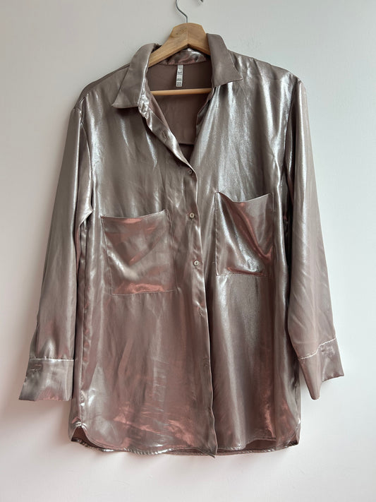 Silver silky pyjama style shirt XS