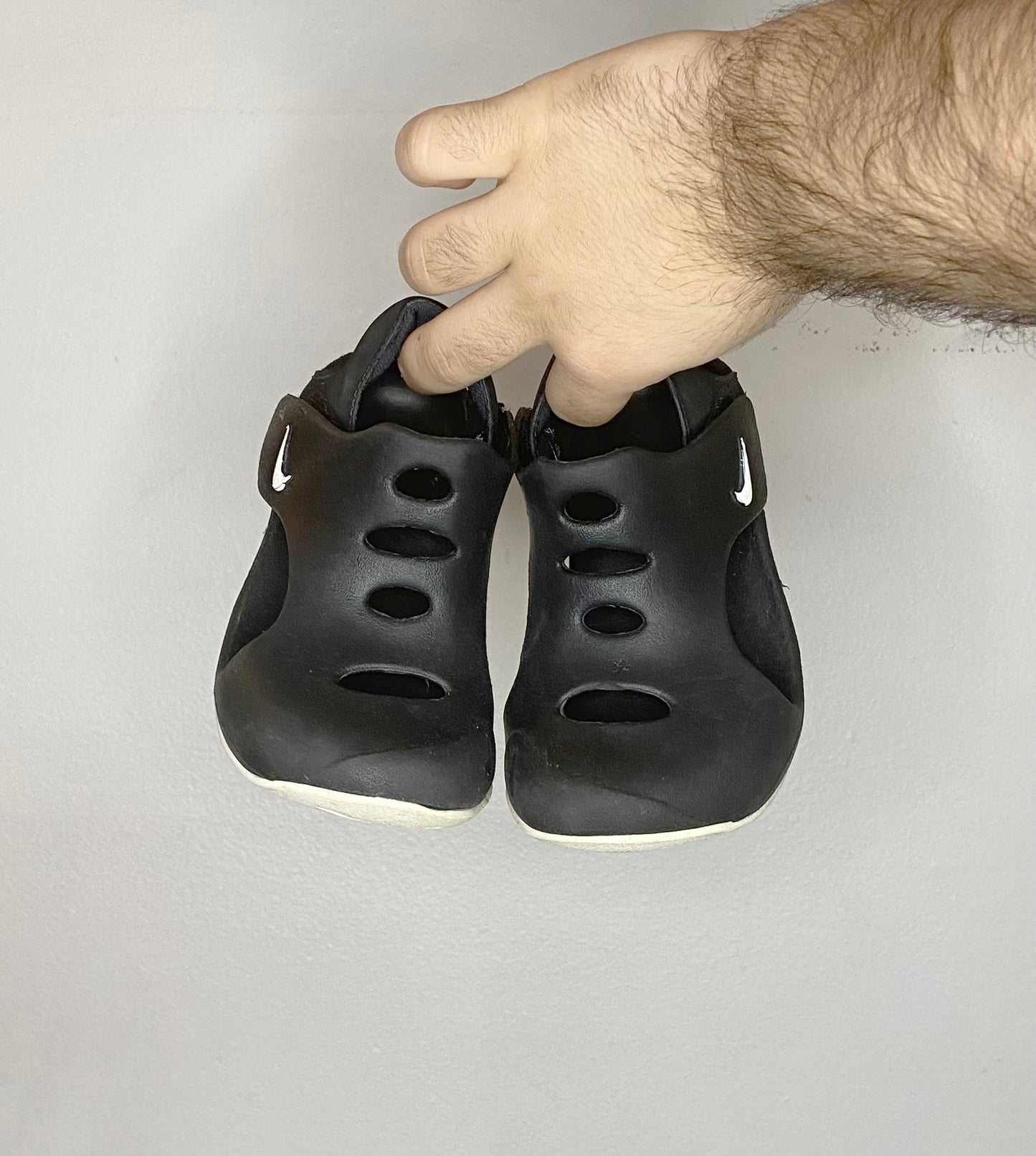 C9 black water shoes