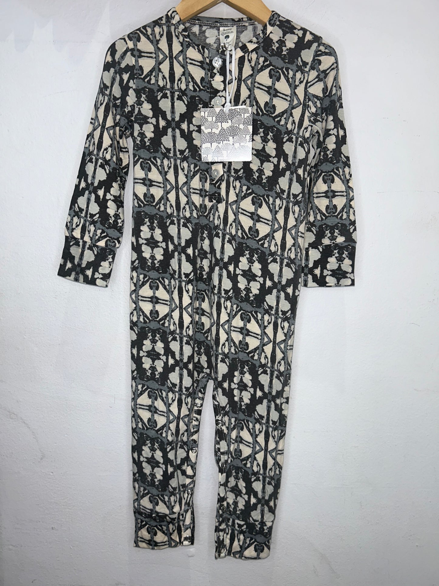 Kate Quinn green print romper (bamboo) 18-24m NEW