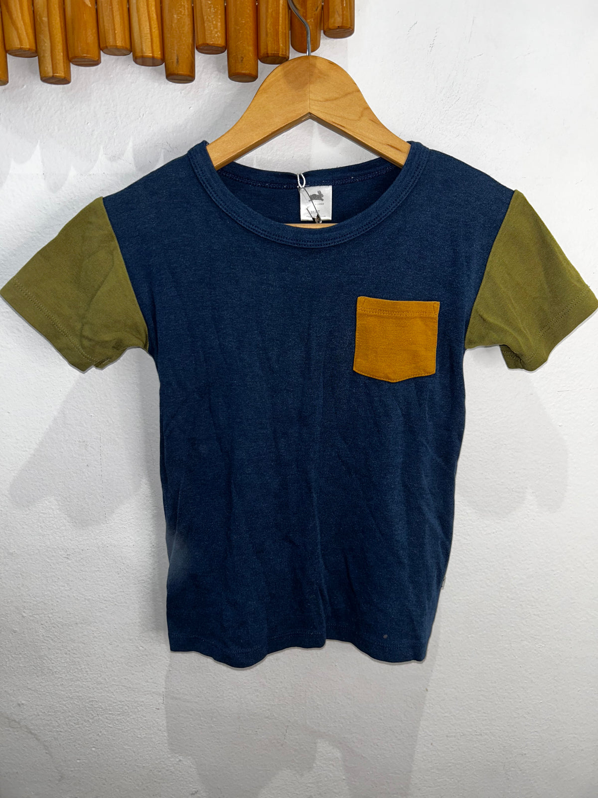 Little and Lively navy tee 3-4y