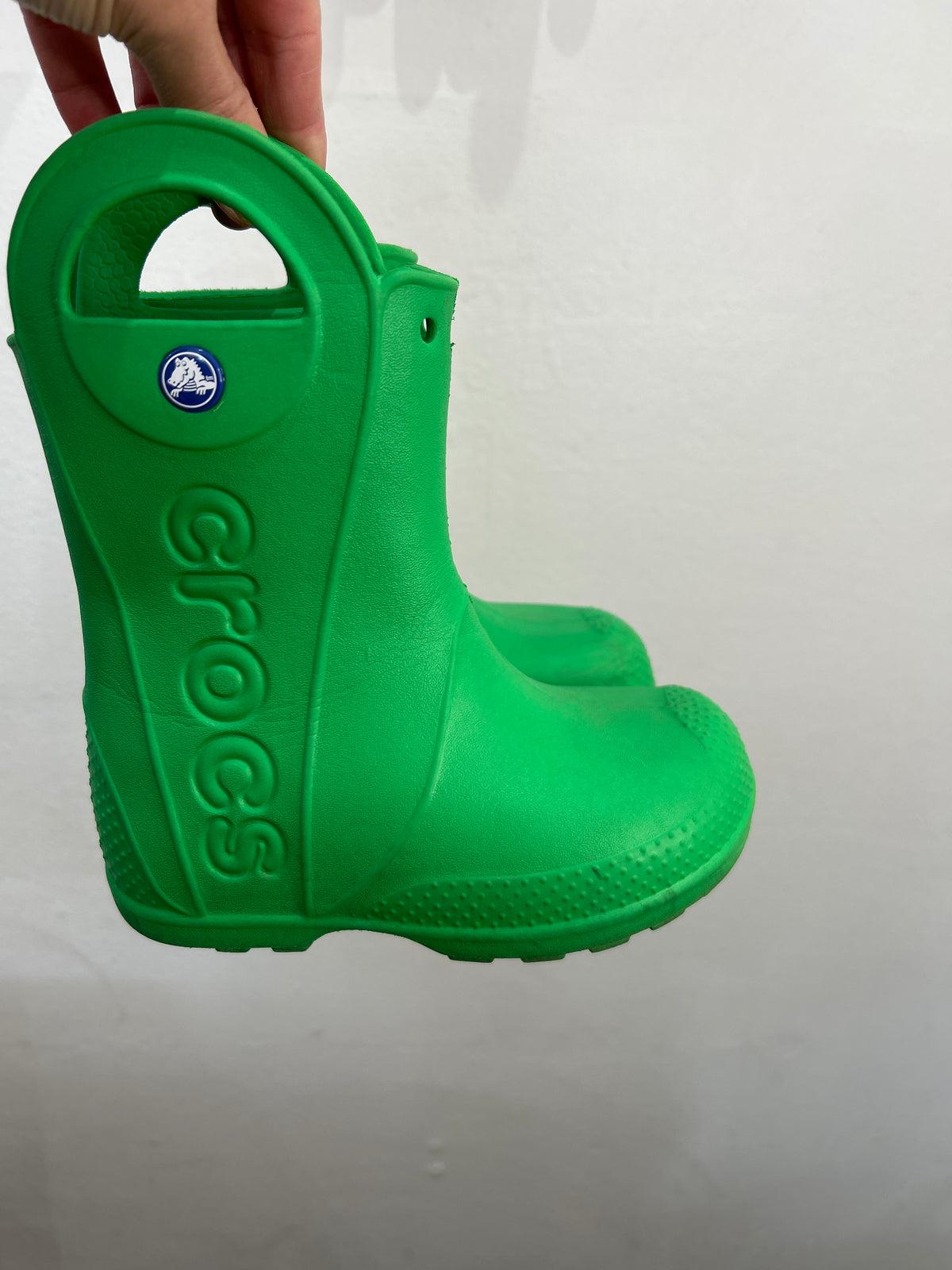 C10 green Crocs rainboots