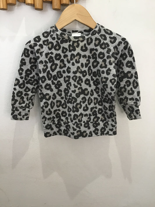 Posh and Cozy leopard pullover 6-12m