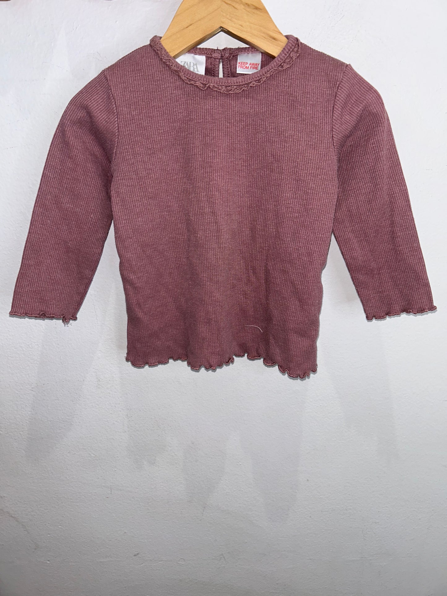 Mauve ribbed longsleeve 9-12m