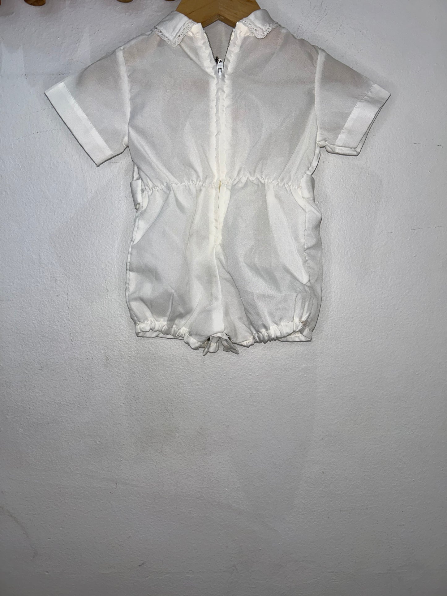 Vintage white shorty fancy romper 0-3m
