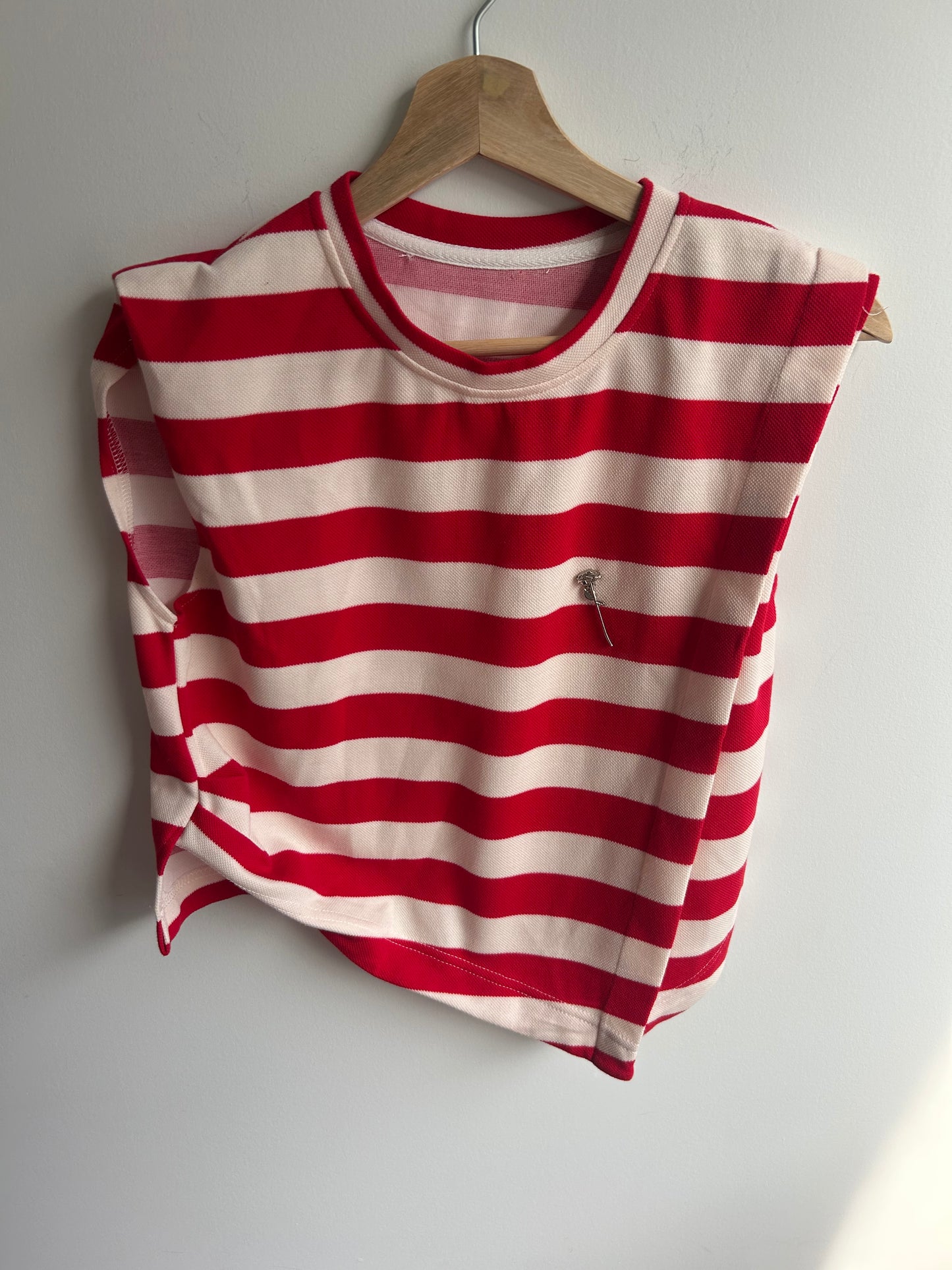 Red stripe boxy vest XS/S
