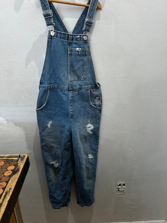 Distressed overalls 10y