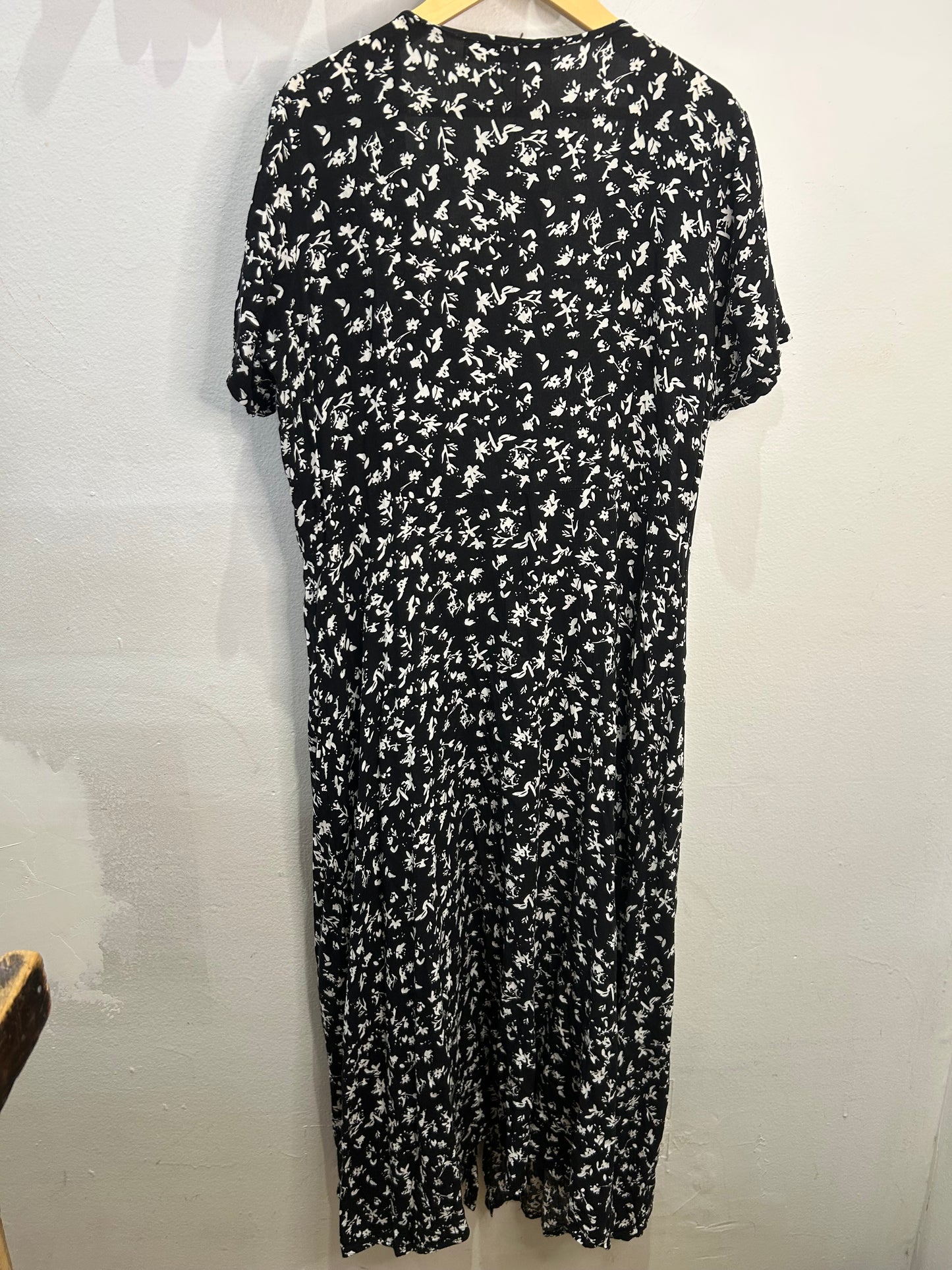 Blck print boho topper - fits size XL-L