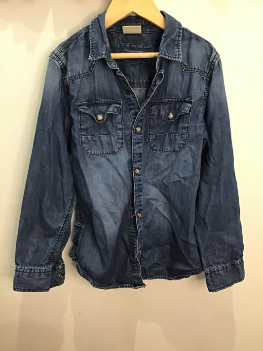 Chambray snap button shirt 9y