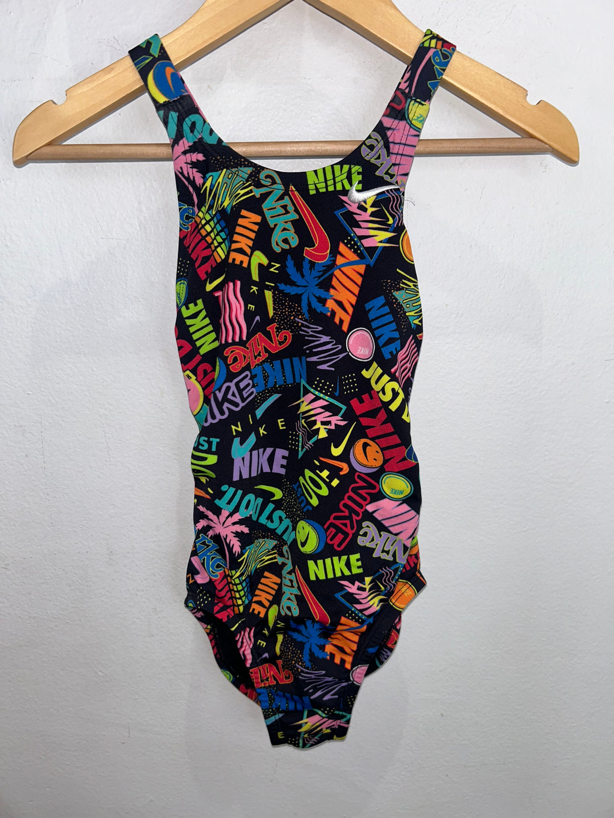 Nike swimsuit 6-7y