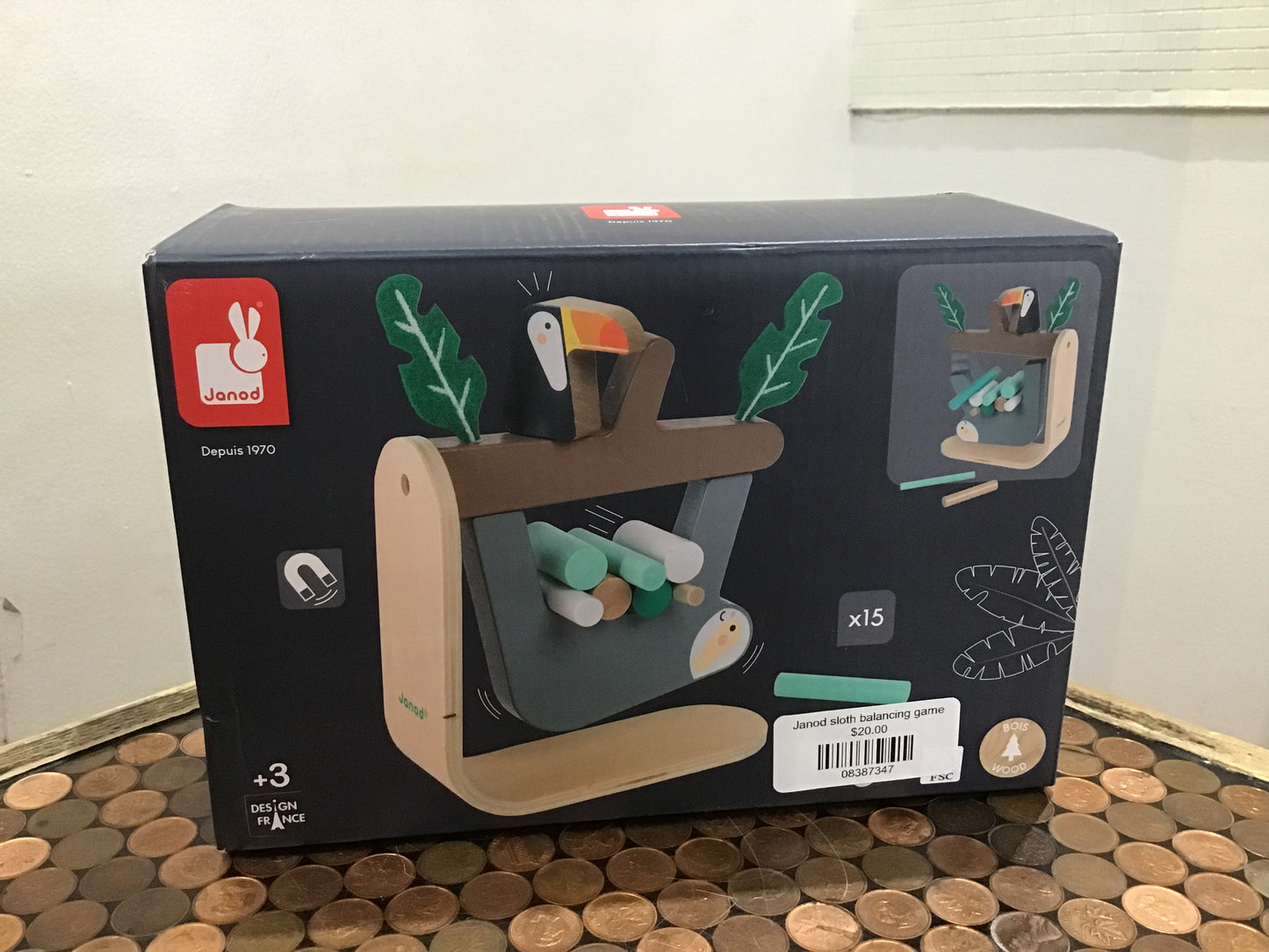 Janod sloth balancing game