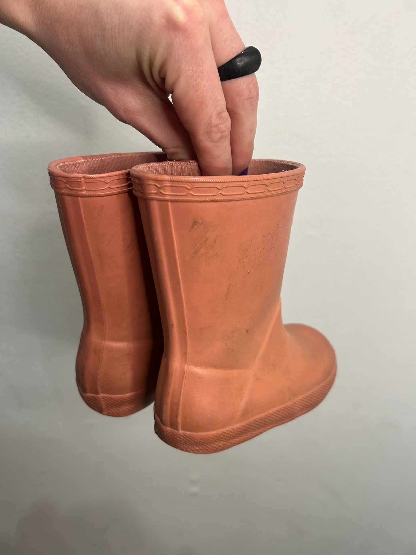 C6 Peach Hunter boots