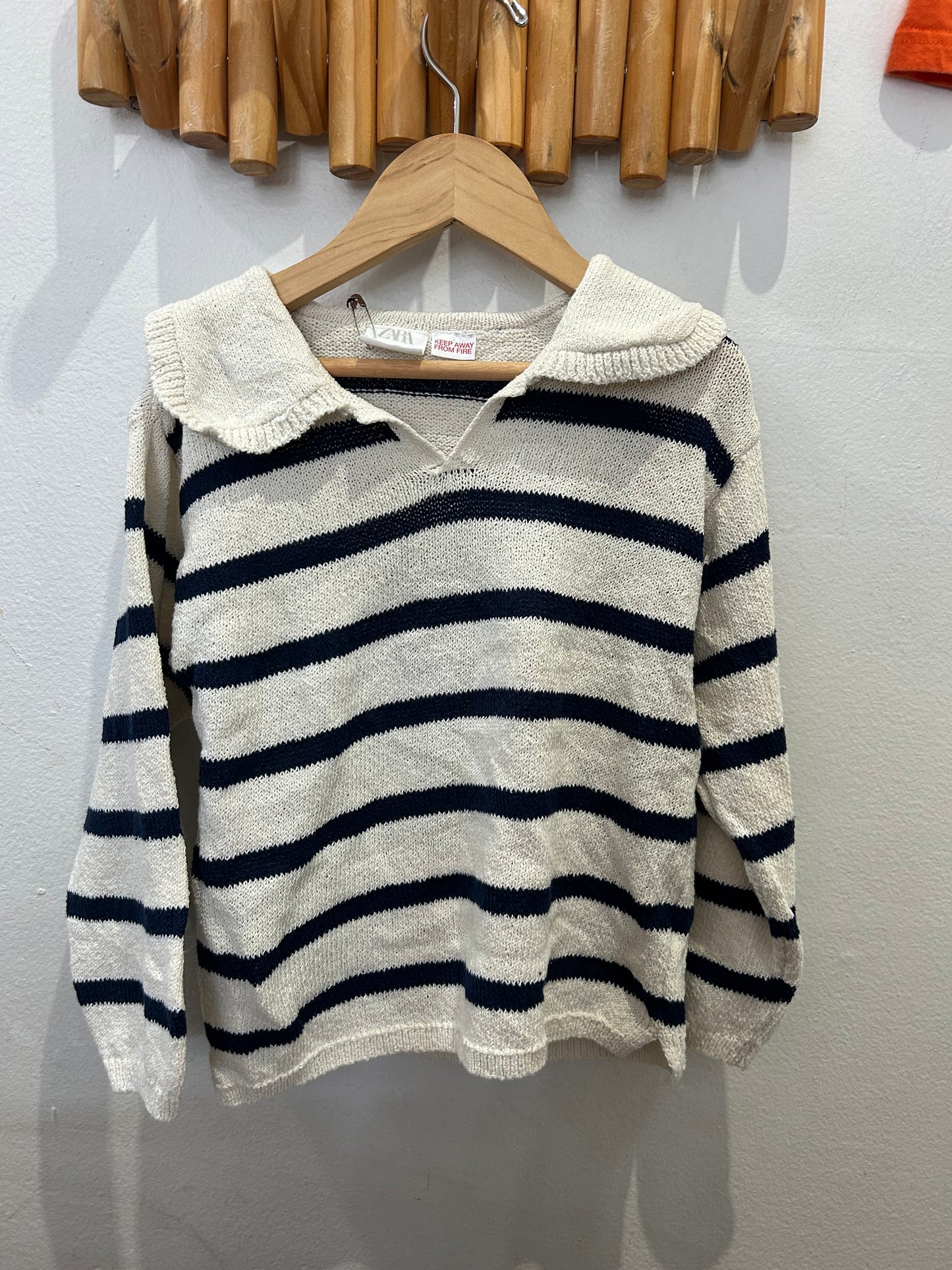Collared navy striped sweater 3-4y