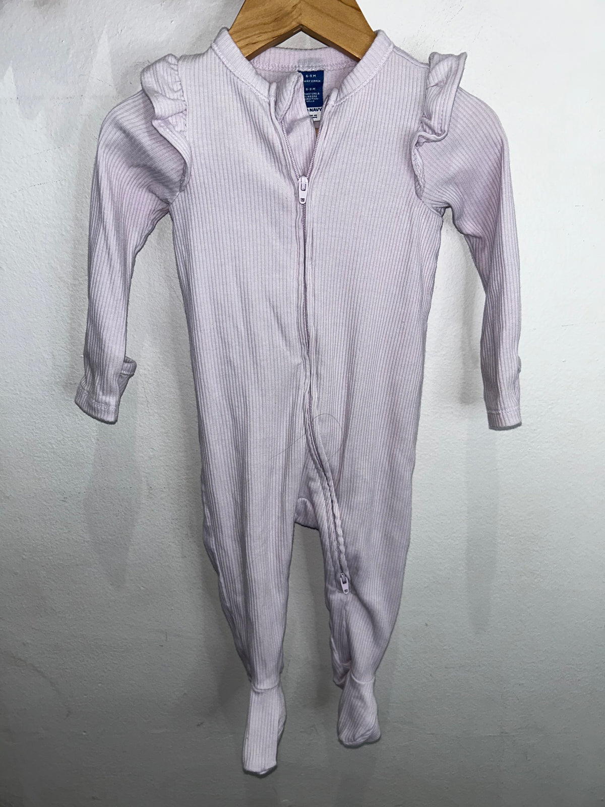 Light purple ribbed sleeper 6-9m