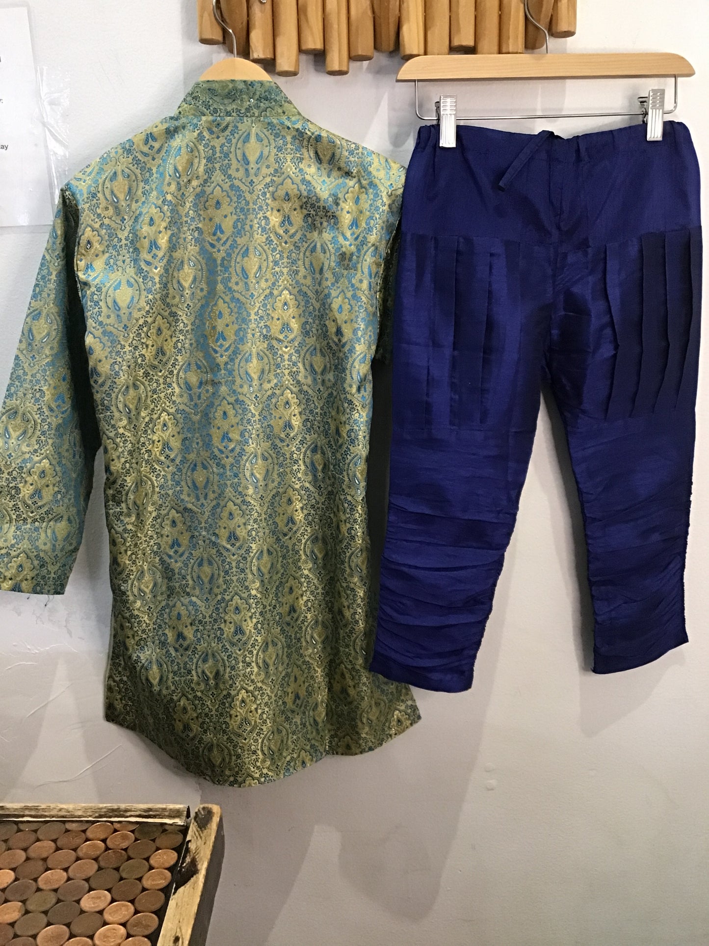 Blue and gold kurta set 6-8y