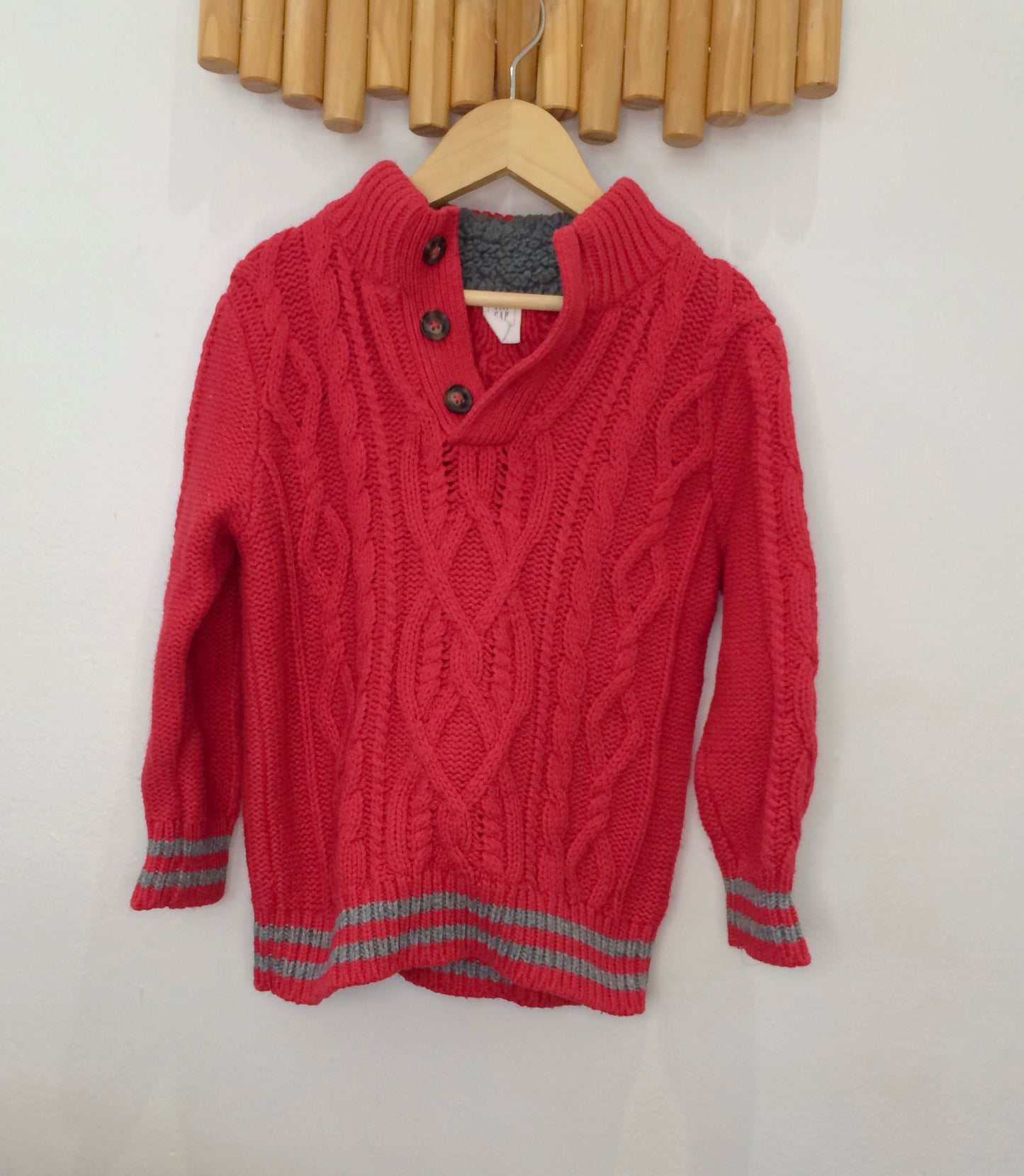 Thick red knit sweater 3y