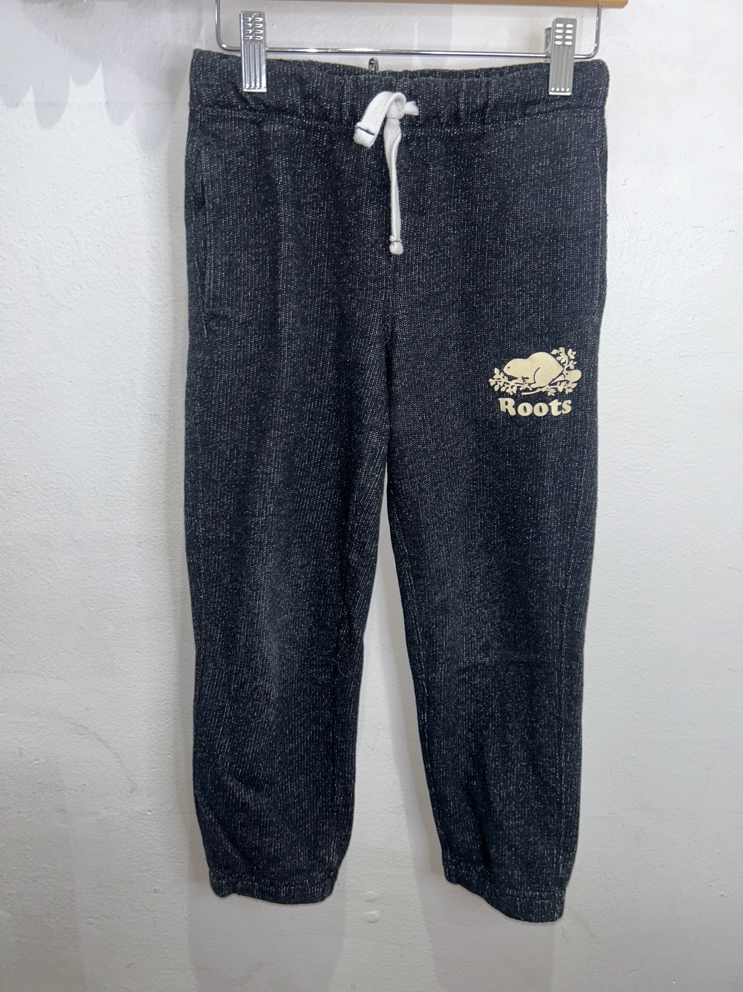 Roots joggers pink bum logo 7y