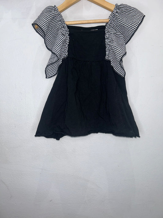 Checkered black sleeves tee 3-4y