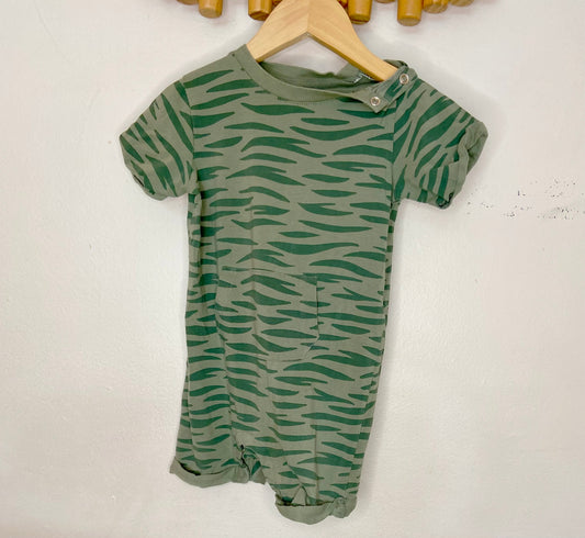 Green tiger print shorty romper 6-9m