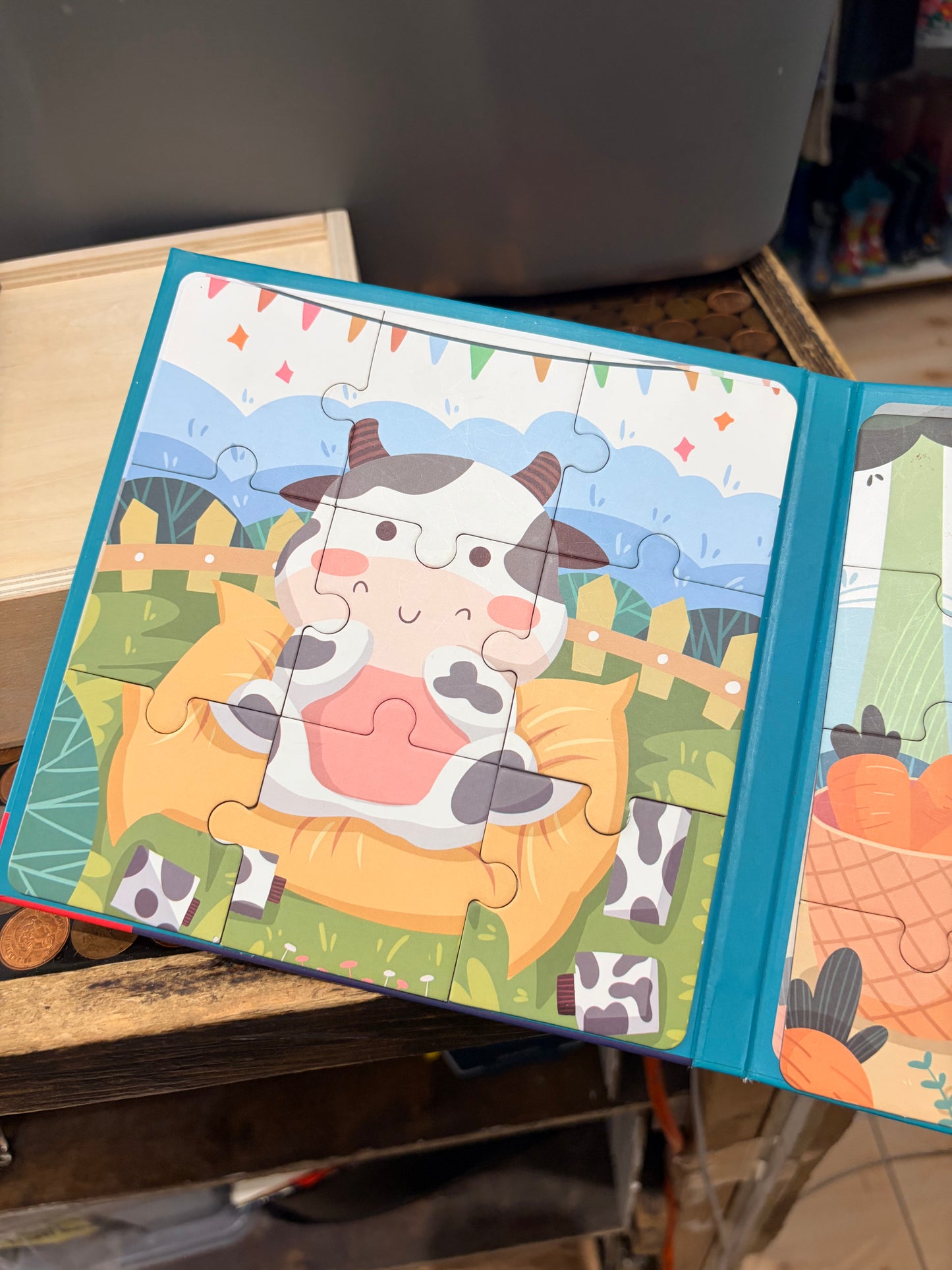 Three in one animals levelled puzzle