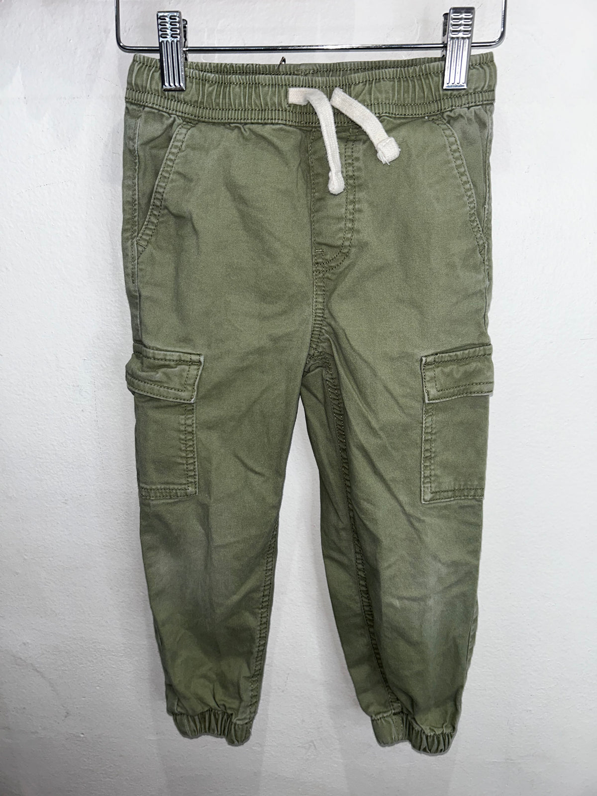Green cargo pants 4y