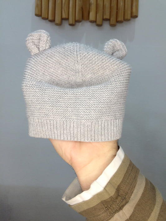 Grey knit eats hat 6m