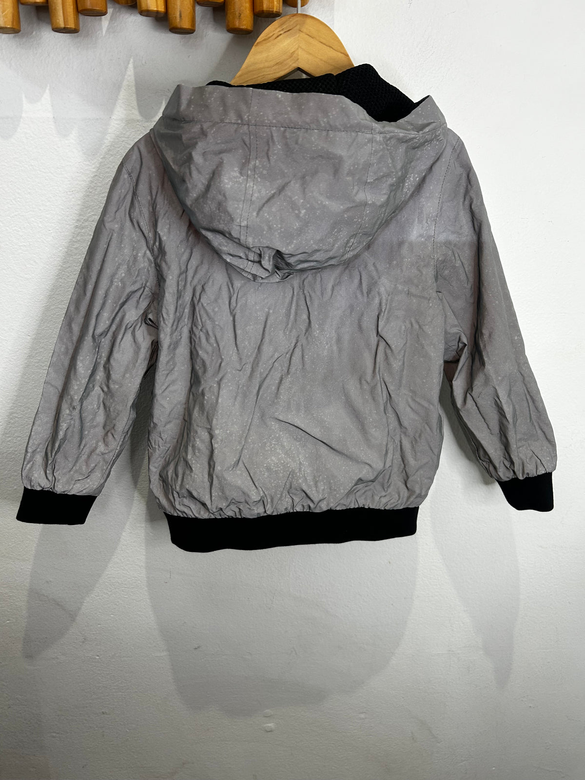 Silver lightweight jacket 4-5y*