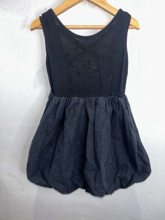 Black bubble dress 4y