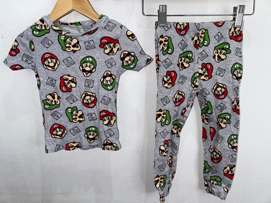 Mario pyjamas 4y